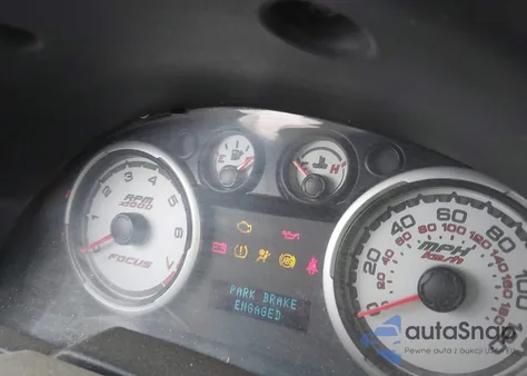 2010 Ford Focus Se из США, поврежденный, VIN 1FAHP3FN7AW268986